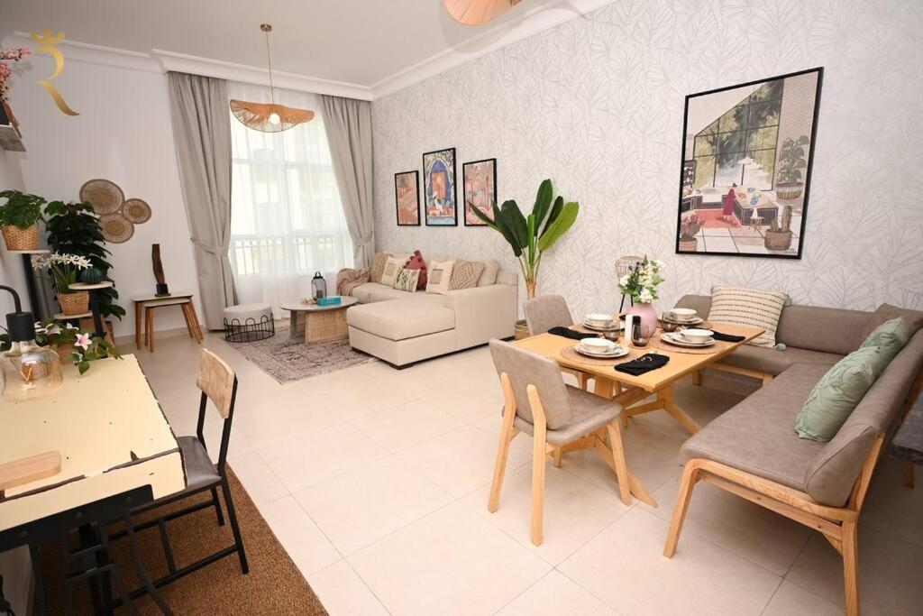 Yas Natura Bliss 1Br Apartment Абу Даби Екстериор снимка